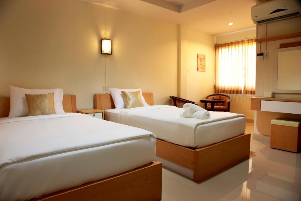 Baan Sanpoom Hotel Phitsanulok Kamer foto