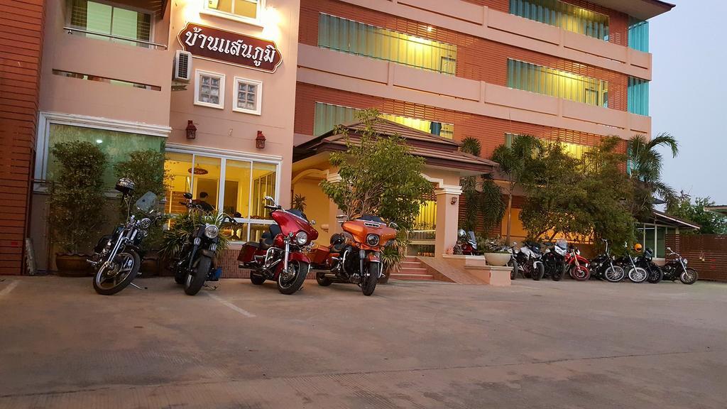 Baan Sanpoom Hotel Phitsanulok Buitenkant foto